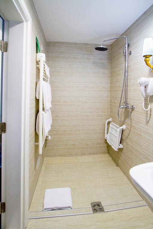 A Hoteli - Hotel Sloboda ชาบาซ ห้อง รูปภาพ